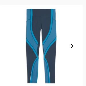 Lululemon Wild Twist 7/8 Legging